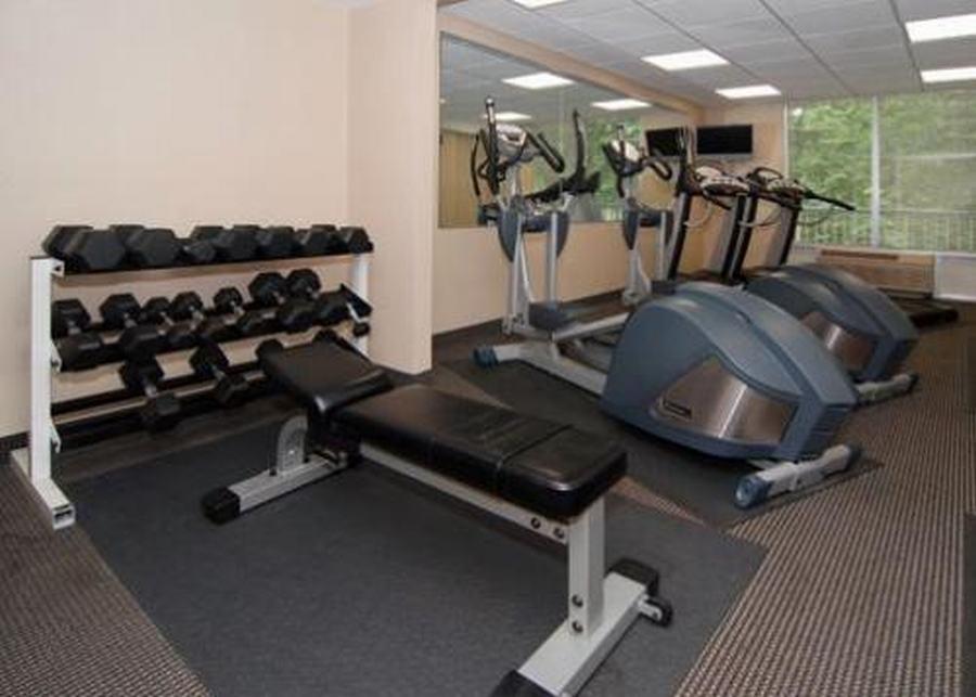 Clarion Hotel & Suites Hamden-New Haven Dış mekan fotoğraf