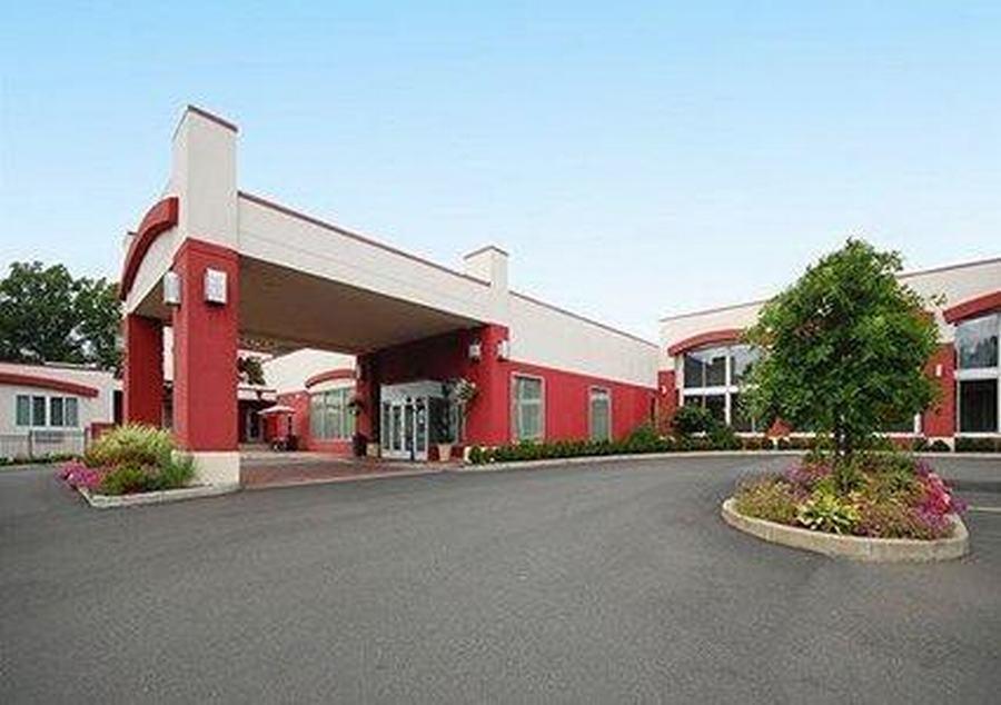 Clarion Hotel & Suites Hamden-New Haven Dış mekan fotoğraf