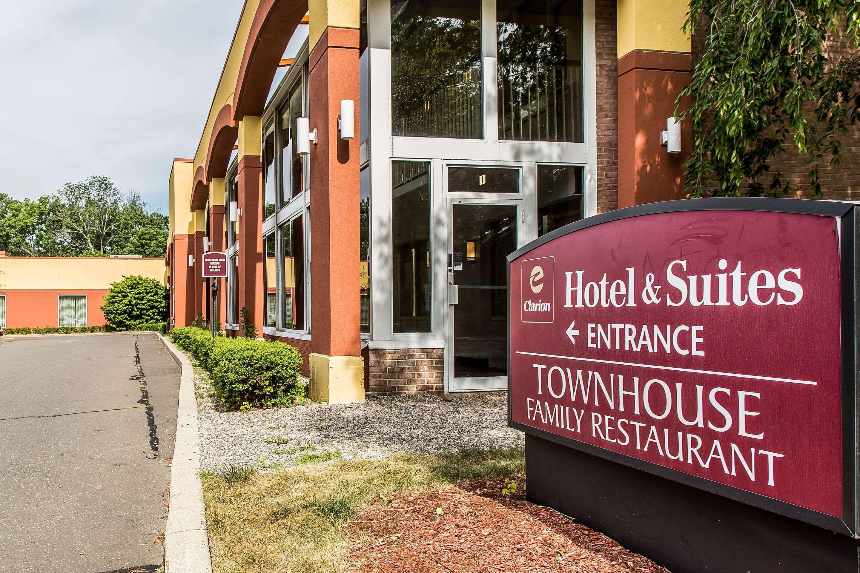 Clarion Hotel & Suites Hamden-New Haven Dış mekan fotoğraf